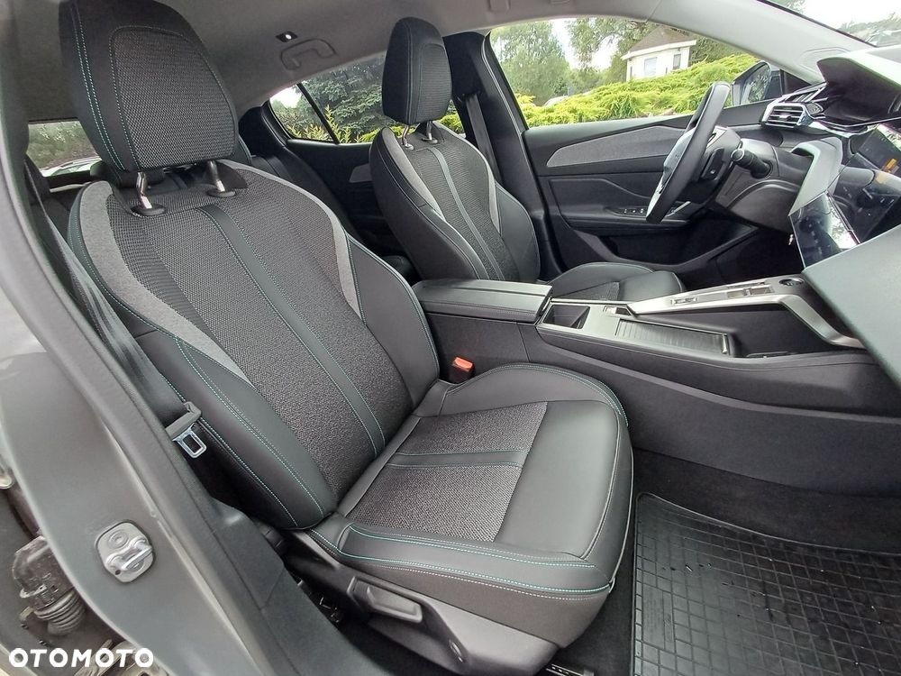 Peugeot 408 1.2 PureTech mHEV Allure S&S e-DSC6 - 8