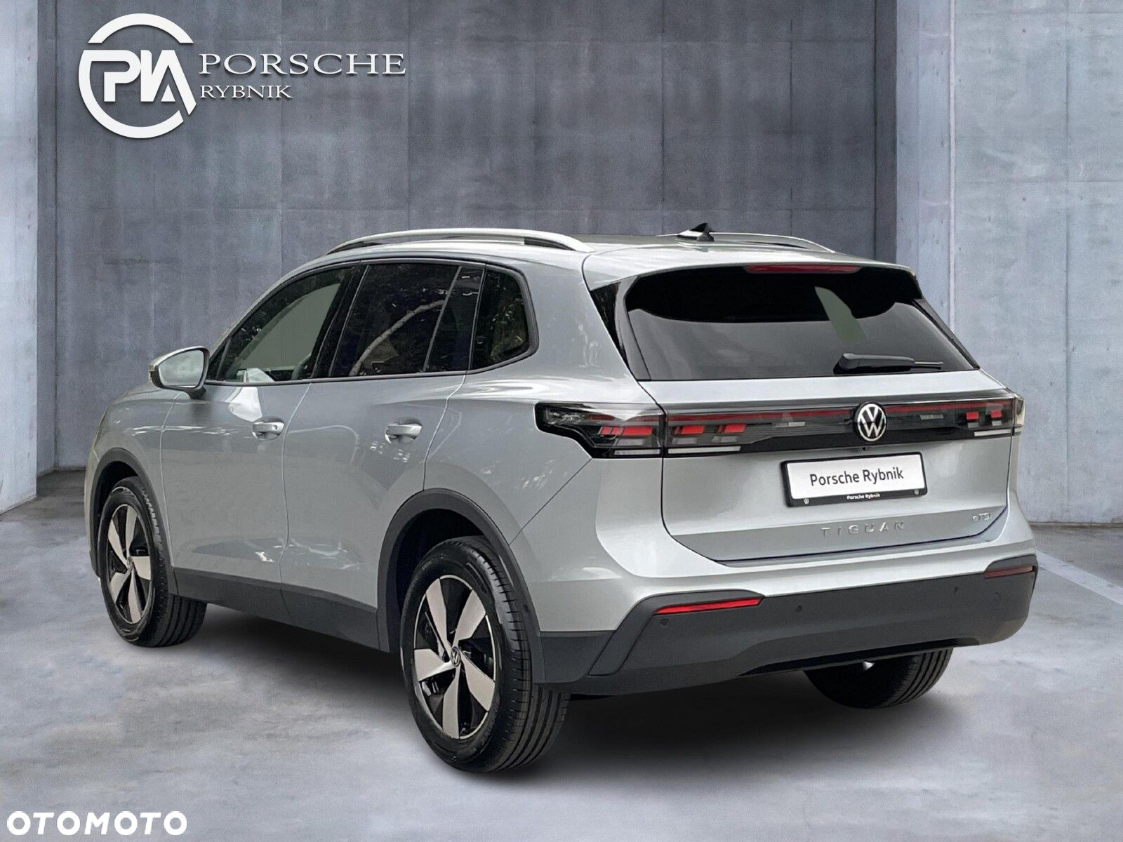 Volkswagen Tiguan - 3