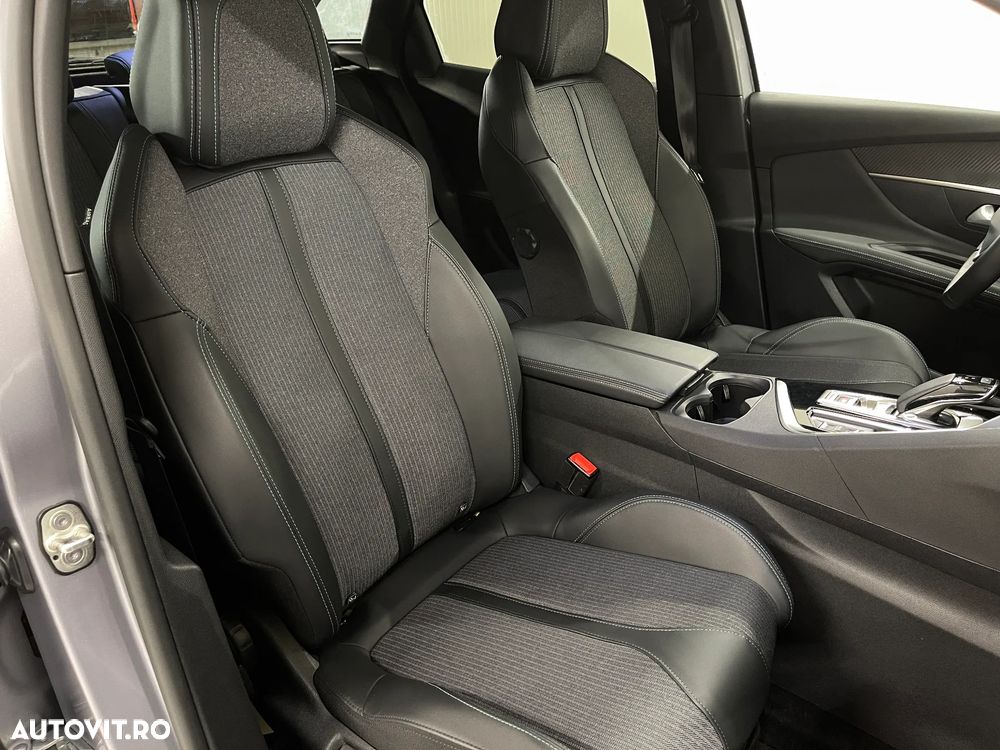 Peugeot 3008 Hybrid 225 e-EAT8 Allure Pack - 9