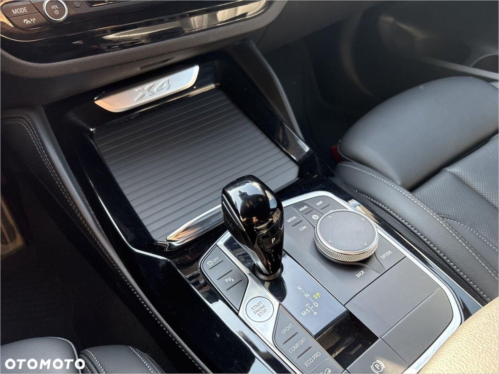 BMW X4 xDrive20i mHEV M Sport sport - 14