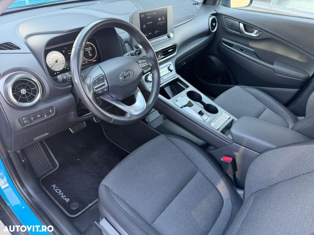 Hyundai KONA Select - 15