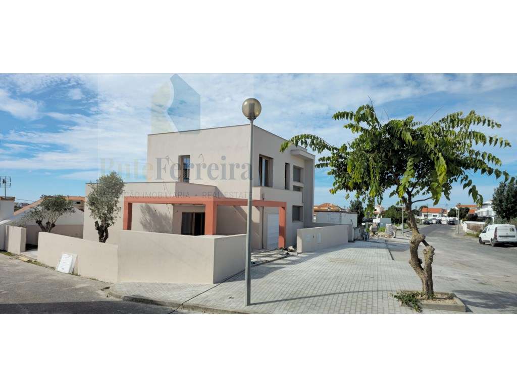 Moradia Nova T3+1 na Boavista, Silveira! - Grande imagem: 4/8