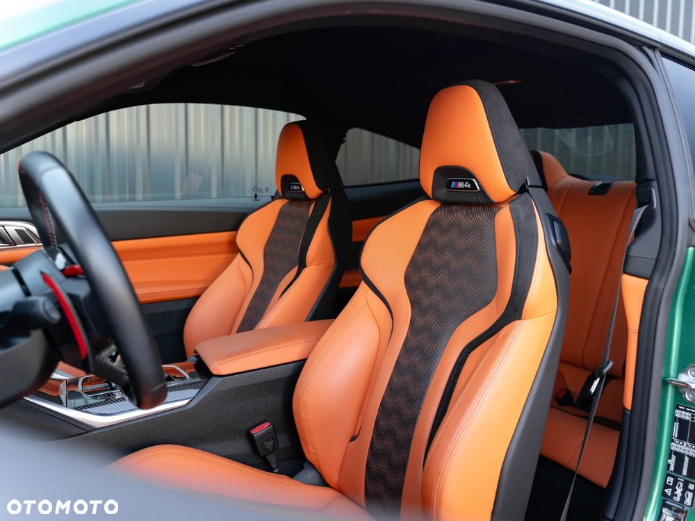 BMW M4 Competition M xDrive - 38
