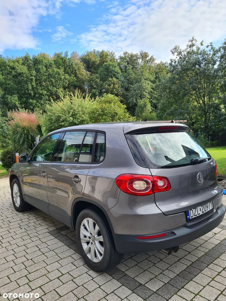 Volkswagen Tiguan 2.0 TDI DPF BlueMotion Technology Trend & Fun - 12