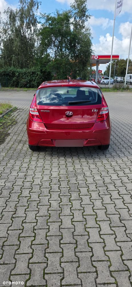 Hyundai i30 1.4 Classic + EU5 - 10