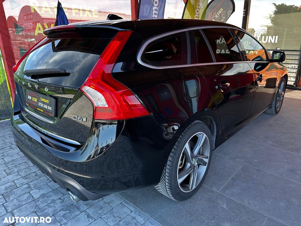 Volvo V60 D6 Plug-In-Hybrid AWD Geartronic Pure Limited - 6