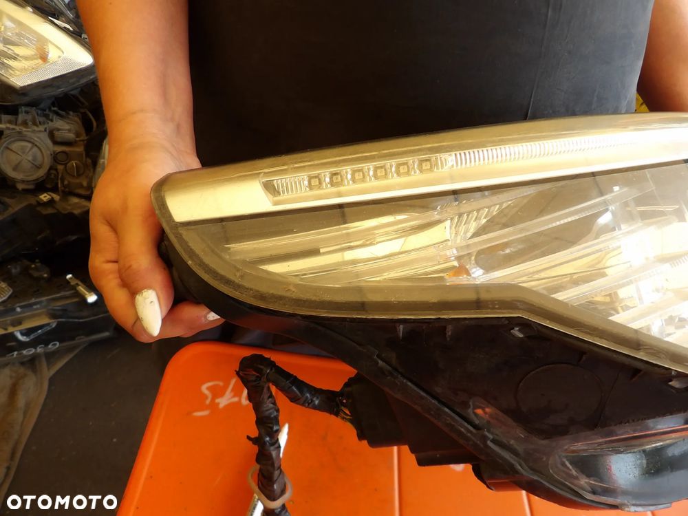 BMW - E60 - LIFT - KLEJONA - XENON - PRAWA LAMPA PRZEDNIA - EUROPA - 7177740 - 4