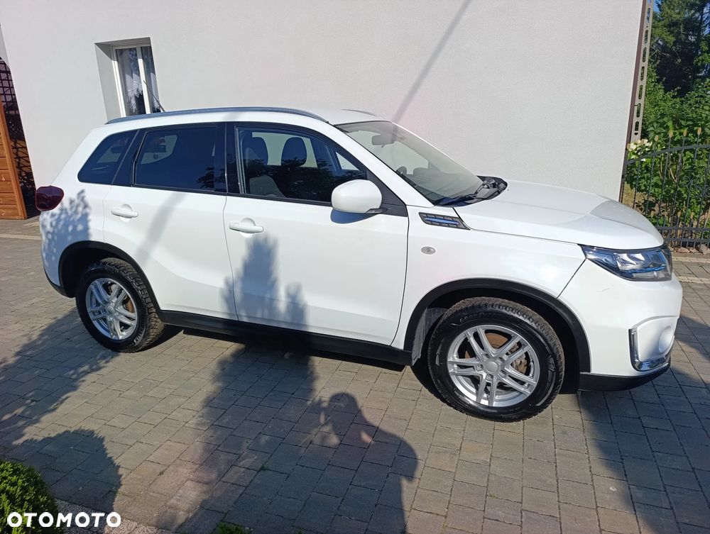 Suzuki Vitara 1.4 Boosterjet mHEV Premium Plus 4WD - 2