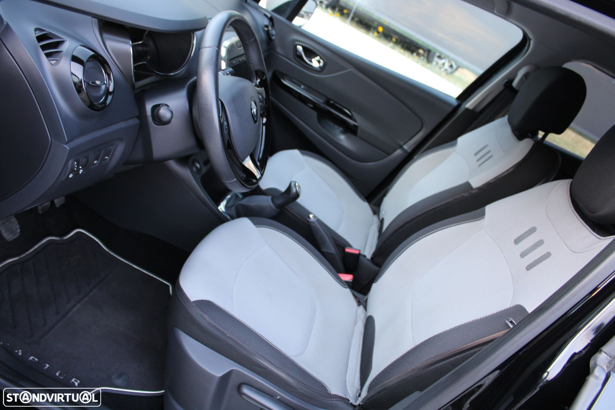 Renault Captur 1.5 dCi Exclusive - 5