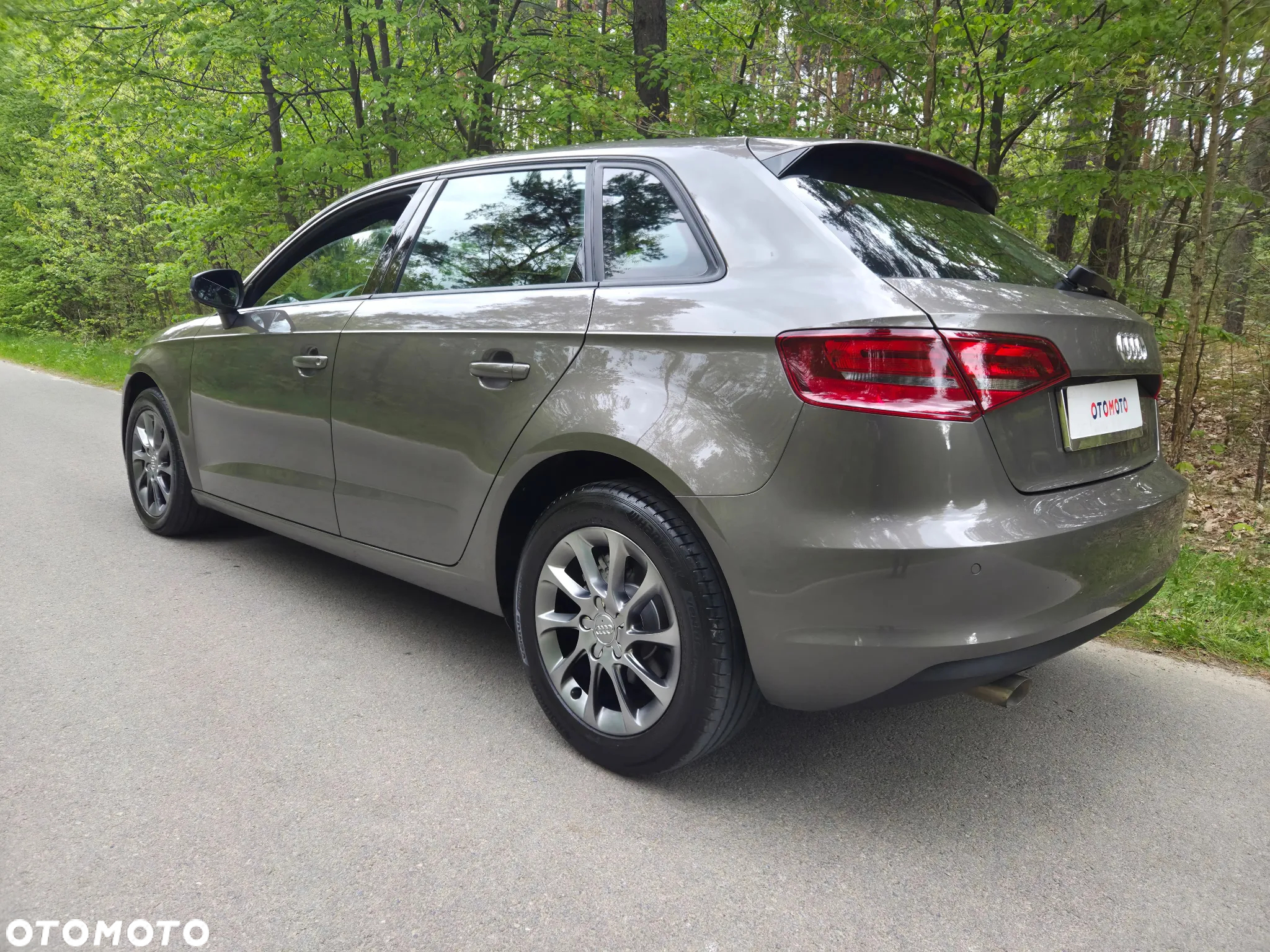Audi A3 1.6 TDI Ambiente - 9