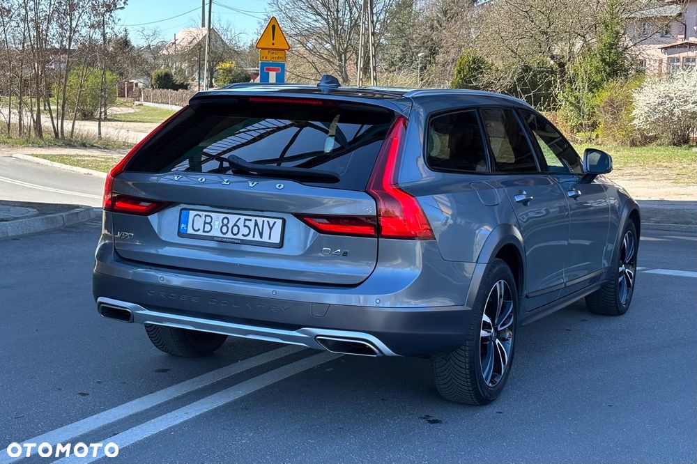 Volvo V90 Cross Country D4 AWD Geartronic Pro - 7