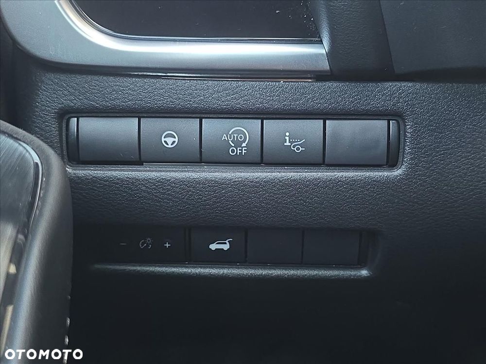 Nissan Qashqai 1.3 DIG-T mHEV N-Connecta Xtronic - 22
