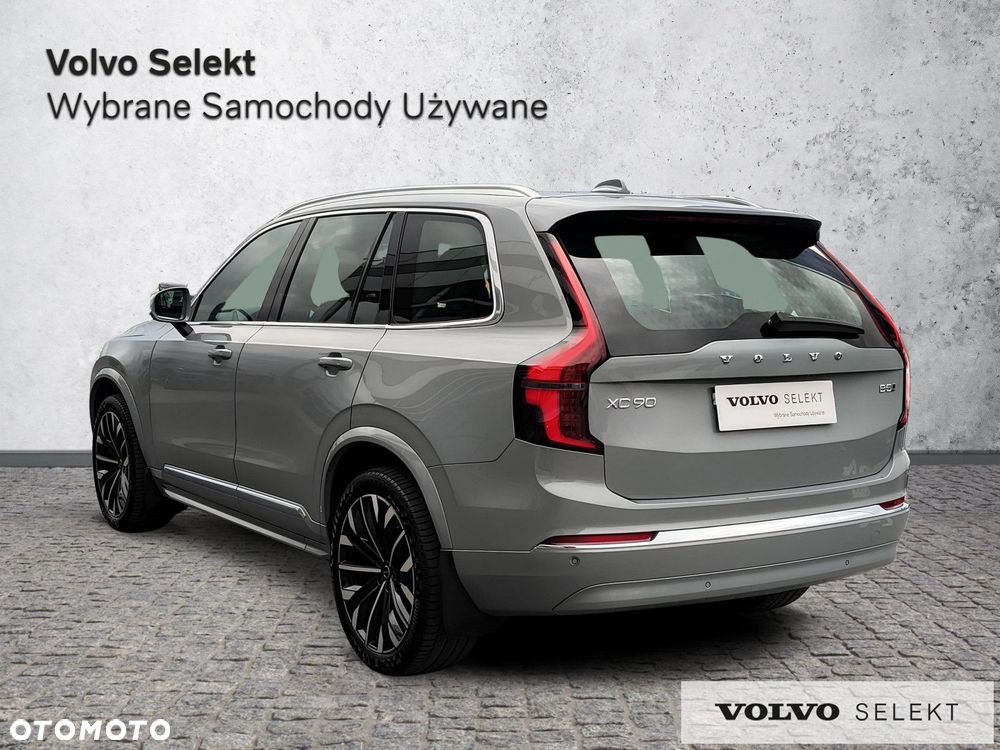 Volvo XC 90 - 9