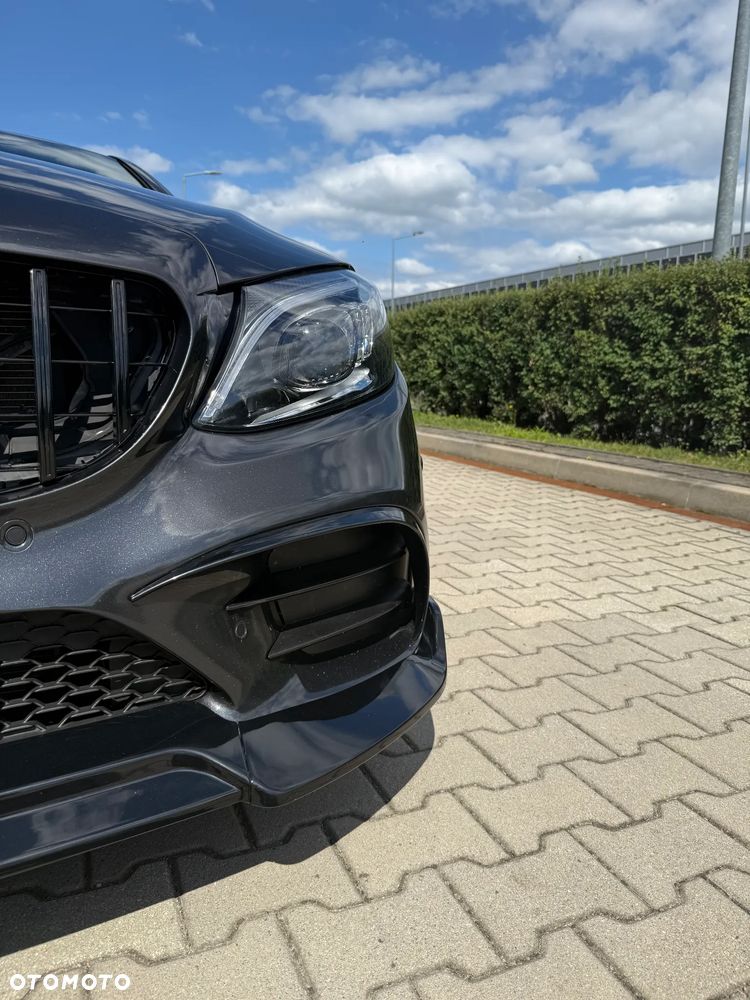 Mercedes-Benz Klasa C 300 9G-TRONIC AMG Line - 8