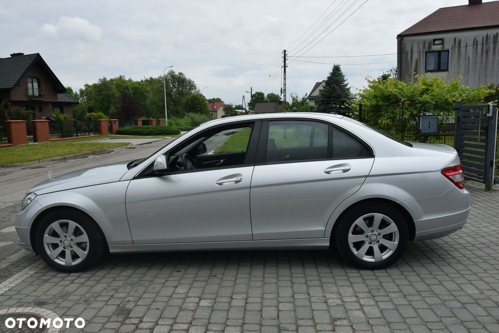 Mercedes-Benz Klasa C 180 Kompressor Automatik Classic - 18