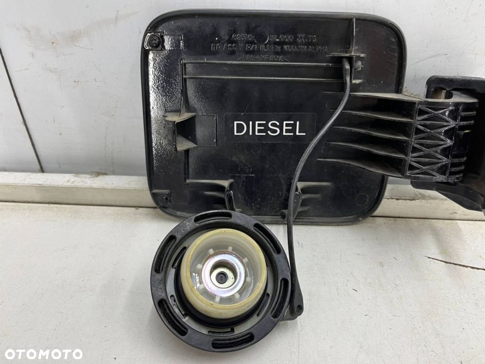 Klapka wlewu paliwa Hyundai Grandeur IV 05-11r. korek kod koloru AA 69510-3l000 - 5