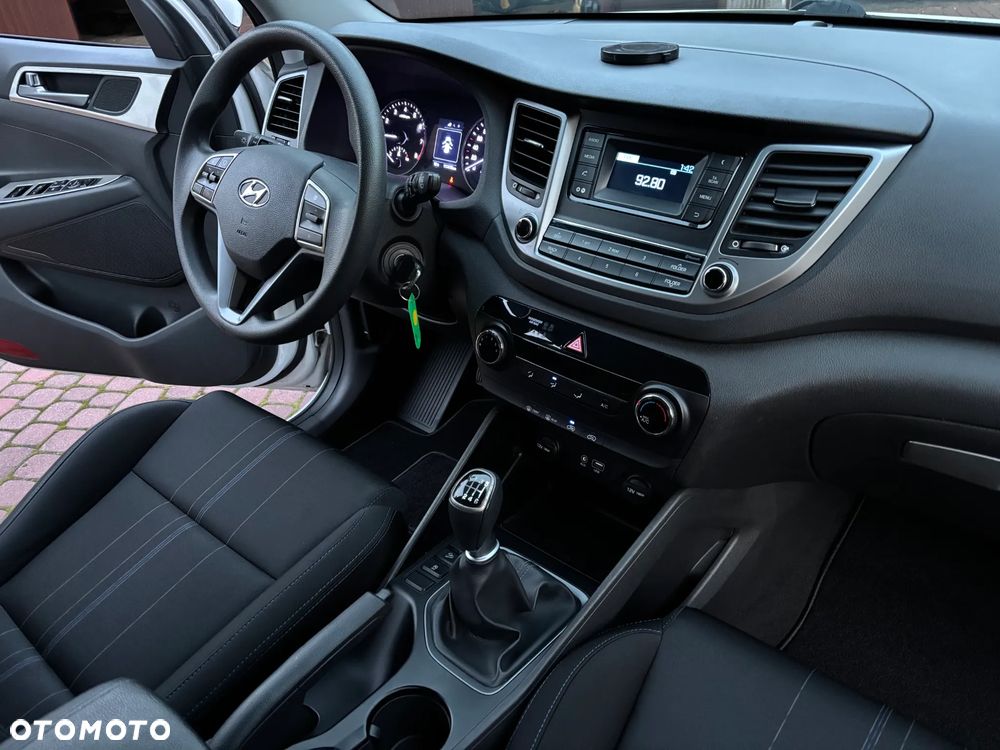 Hyundai Tucson 1.6 GDI BlueDrive Classic 2WD - 11