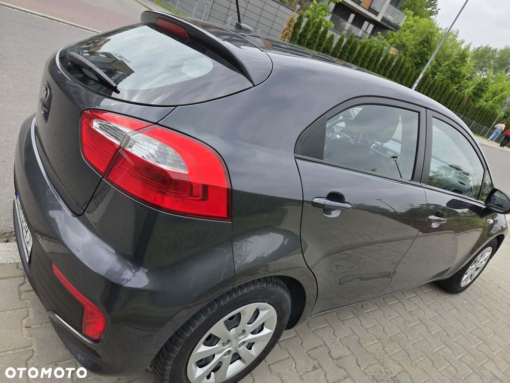 Kia Rio 1.2 M - 4