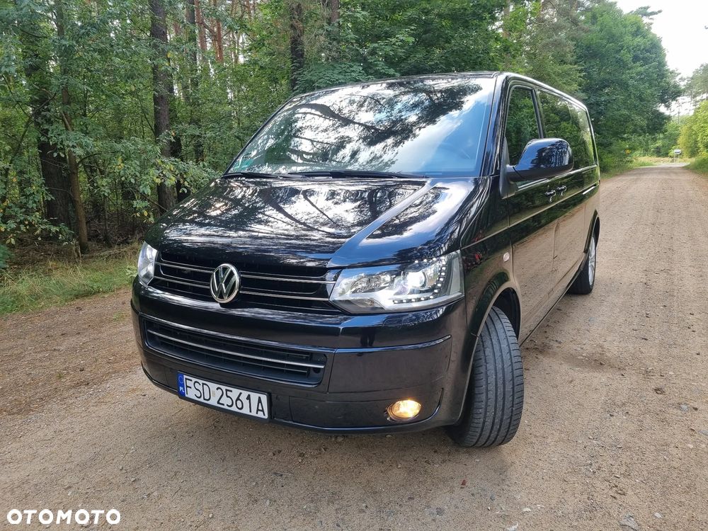 Volkswagen Caravelle - 31