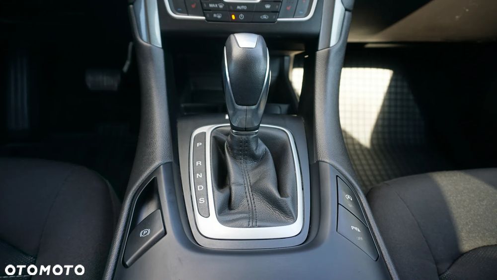 Ford Mondeo 1.5 EcoBoost Edition - 34