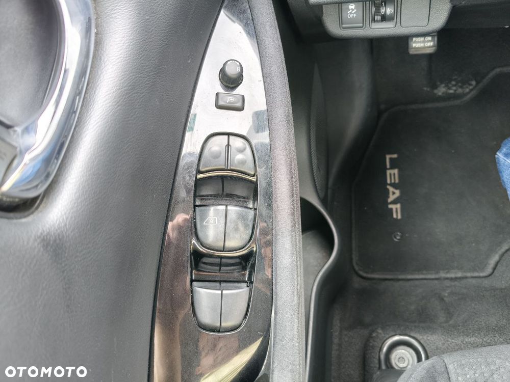 Nissan Leaf 30kWh Acenta - 16