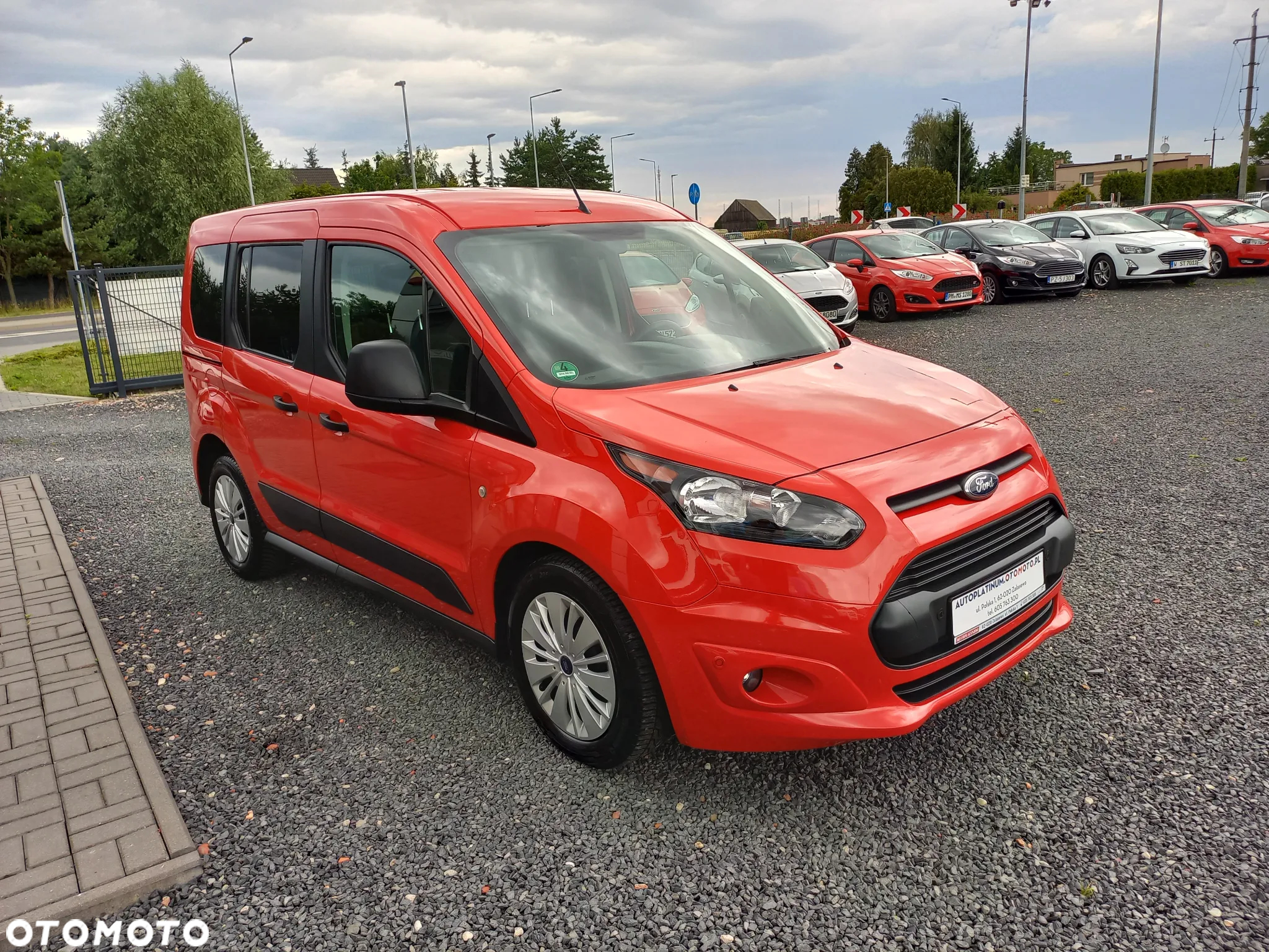 Ford Transit Connect - 11