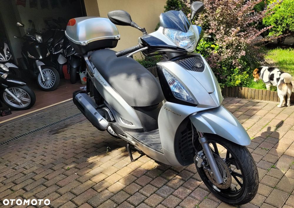 Kymco People - 12