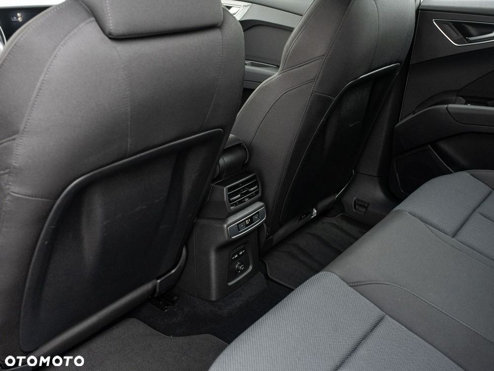 Audi Q4 e-tron 35 52kWh Advanced - 26