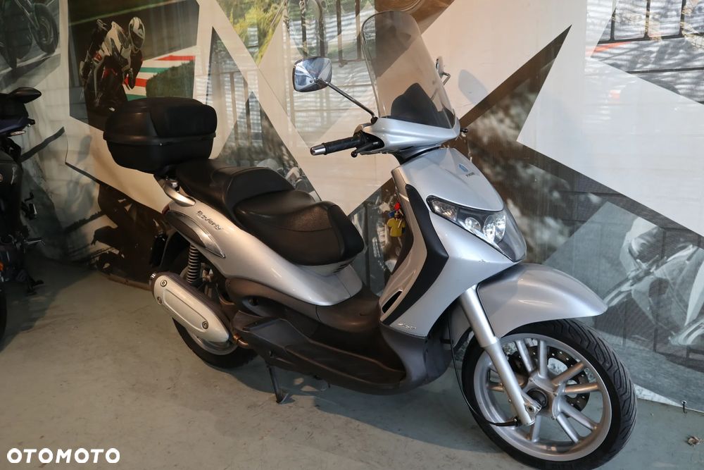Piaggio Beverly - 15