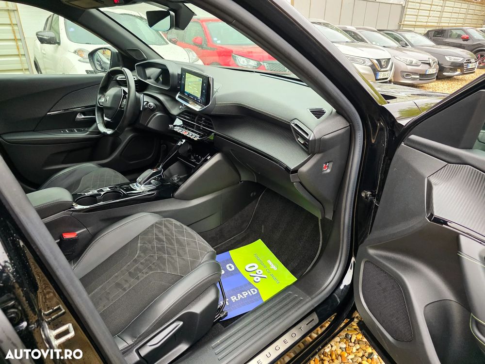 Peugeot 2008 PureTech 155 EAT8 GT Pack - 16