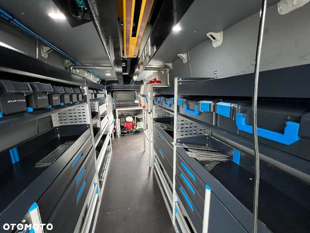 Volkswagen CRAFTER MAXI EXTRA LONG L5H2 POGOTOWIE TECHNICZNE SERWISOWY NARZĘDZIOWY NARZĘDZIÓWKA SERWIS MOBILNY MOBILCAR - 30