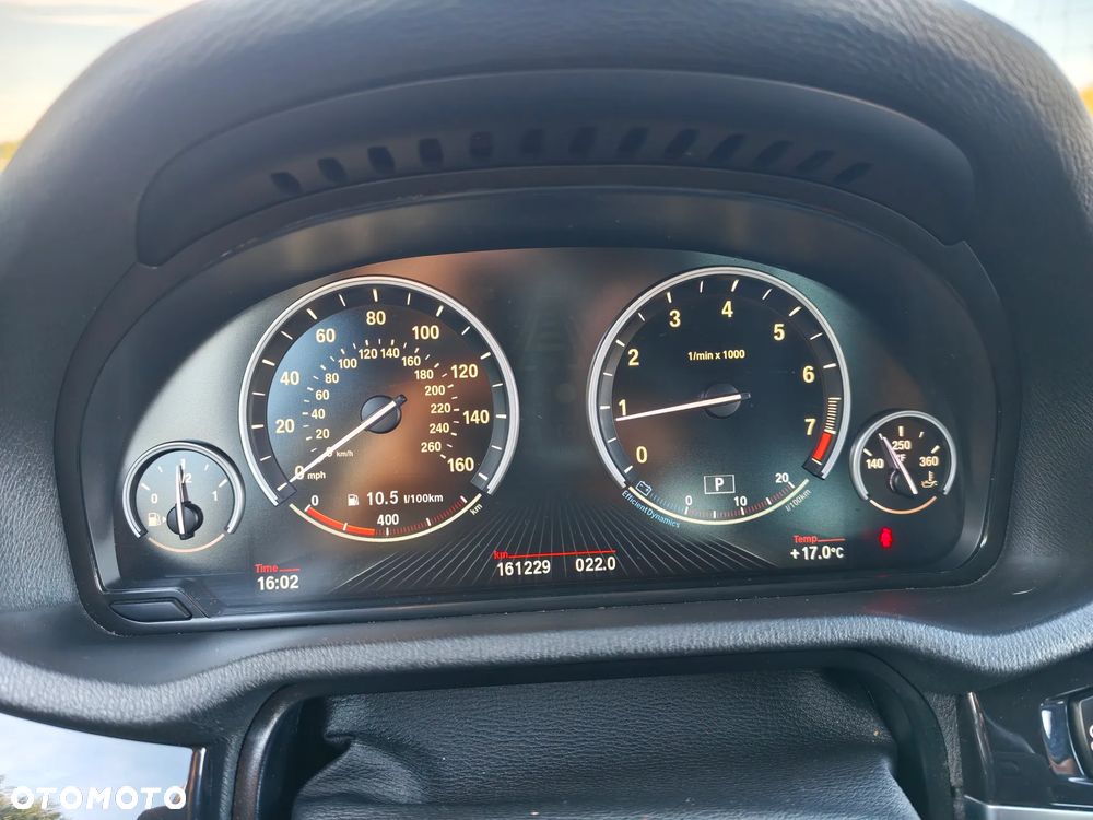 BMW X3 28i xDrive - 24