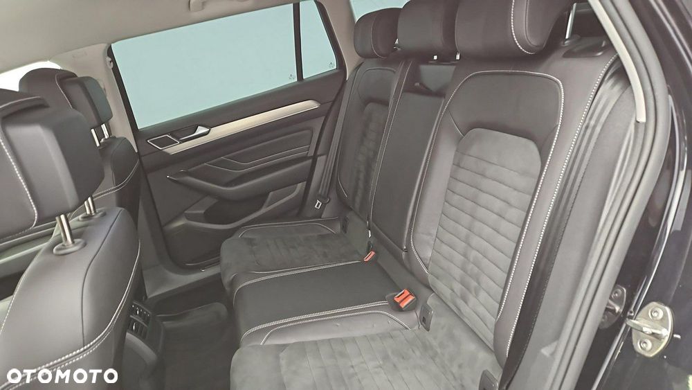 Volkswagen Passat Variant 1.5 TSI EVO Elegance DSG - 21