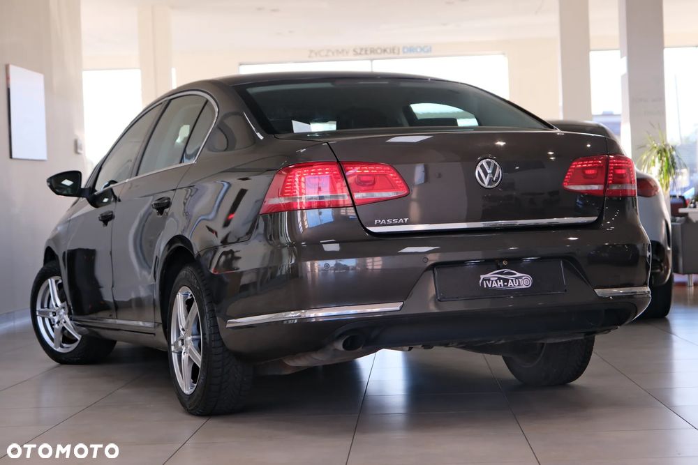 Volkswagen Passat 1.4 TSI Trendline - 12