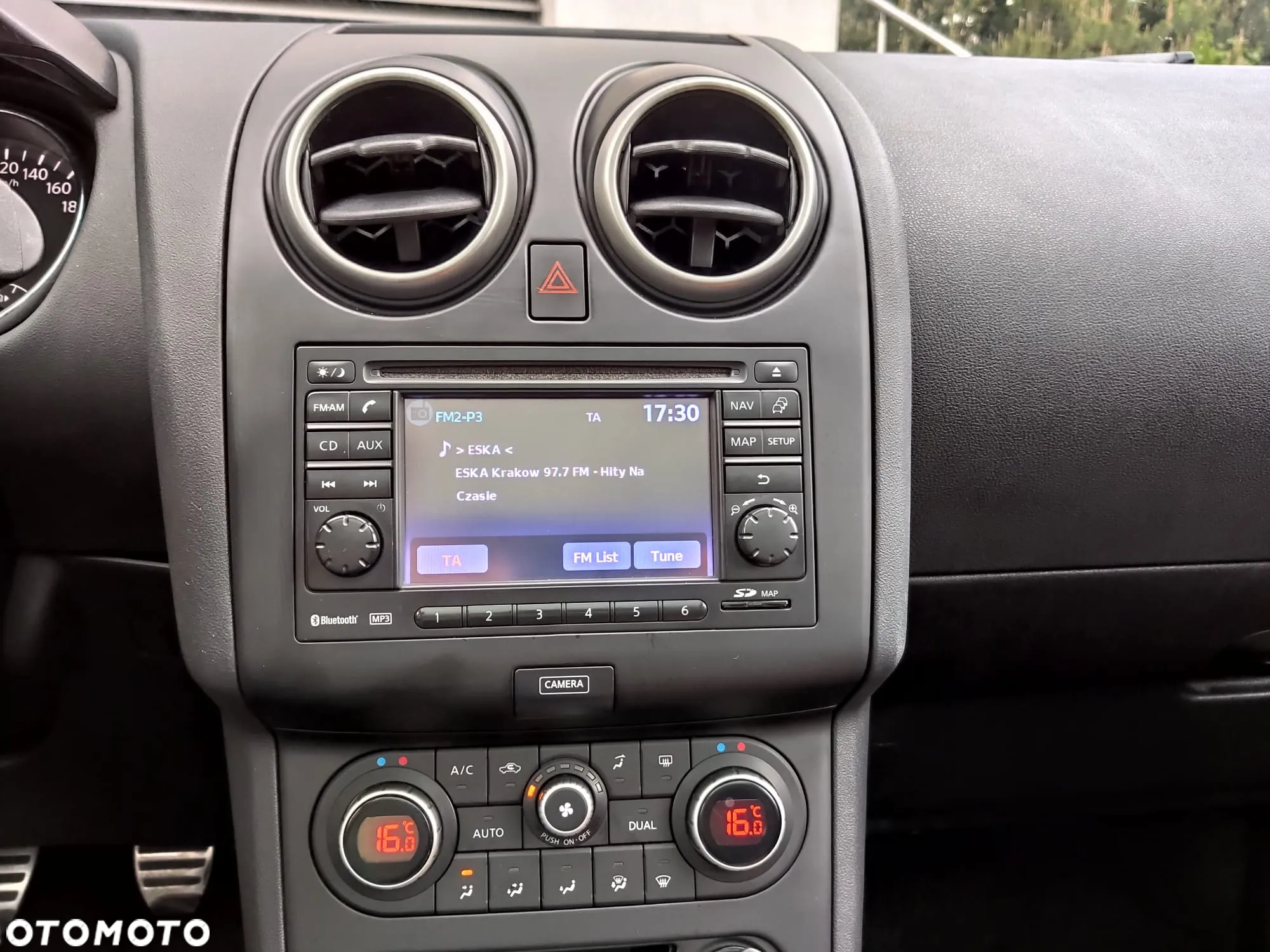 Nissan Qashqai+2 2.0 360 - 17