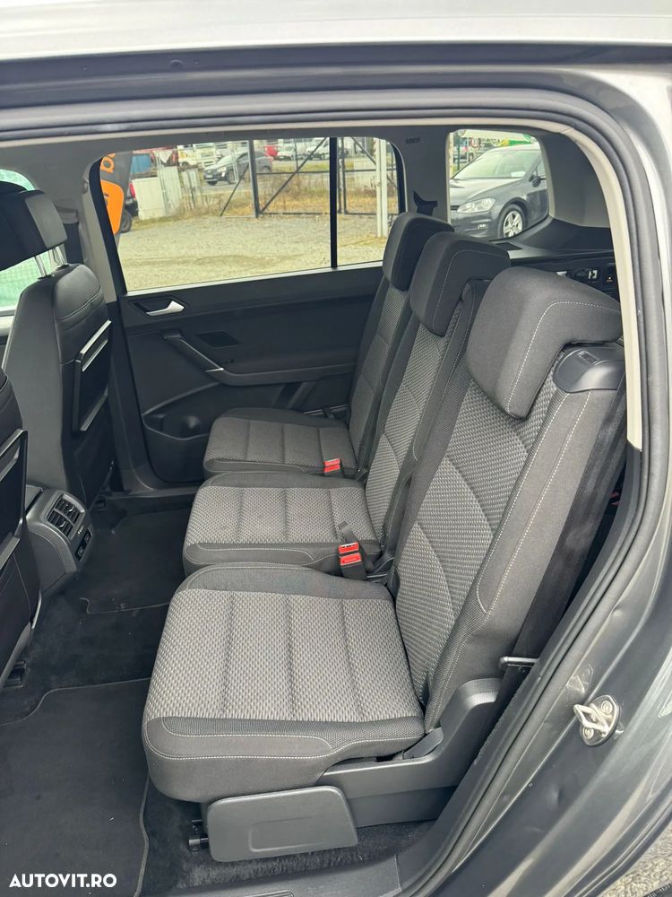 Volkswagen Touran 1.4 TSI DSG Comfortline - 27