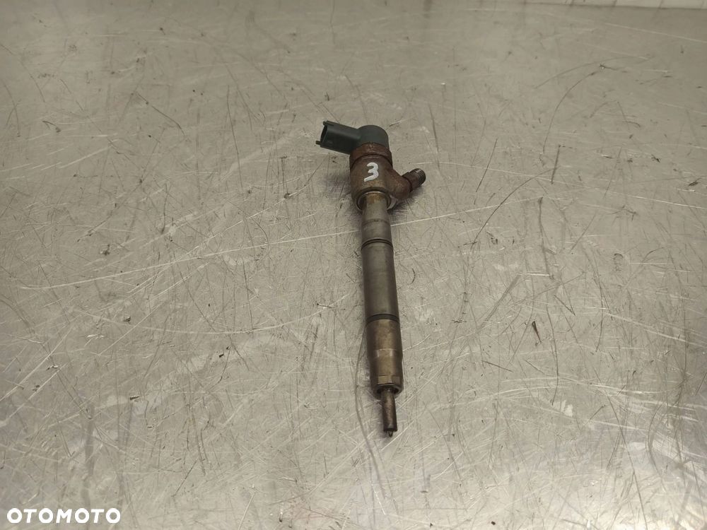 Wtryskiwacz Wtrysk KIA Ceed Hyundai 1.6 CRDI 338002A900 - 1