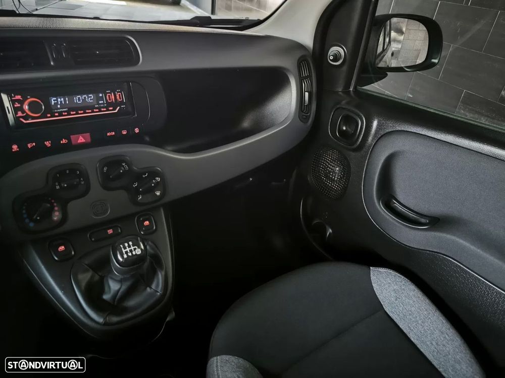 Fiat Panda 1.0 Hybrid City Cross - 26