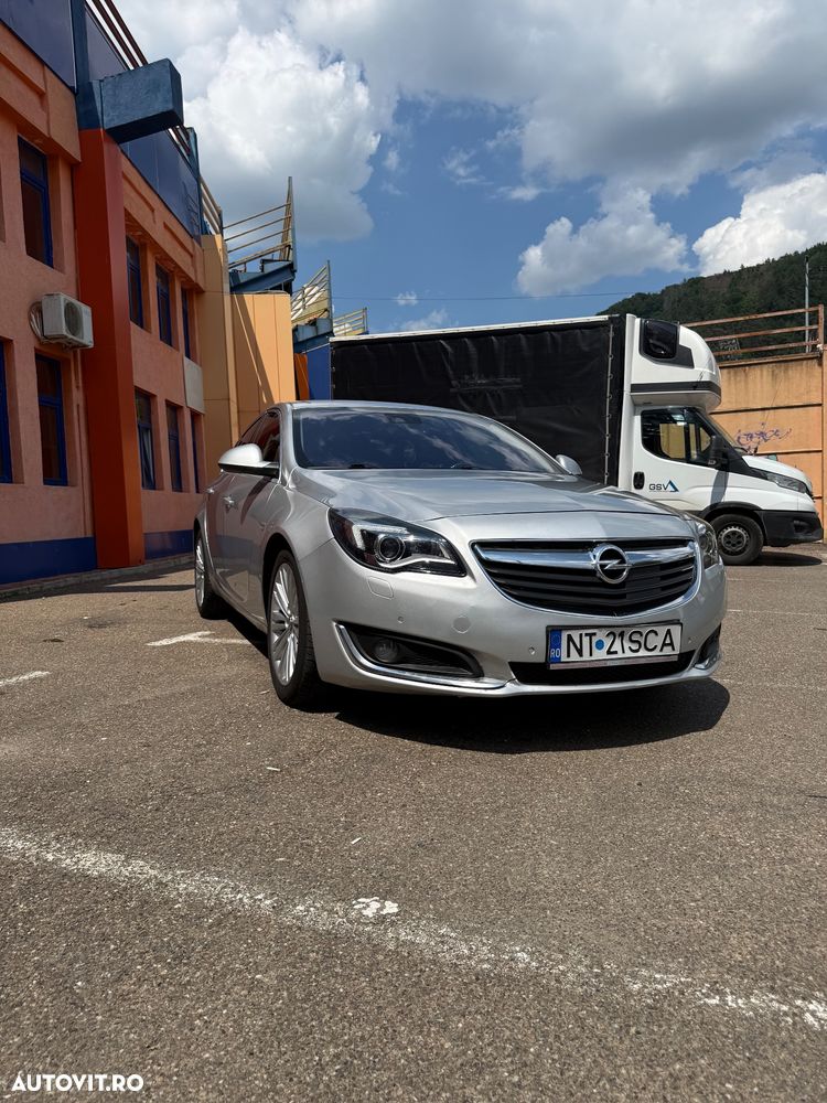 Opel Insignia 2.0 CDTI ECOTEC Start/Stop Edition - 2