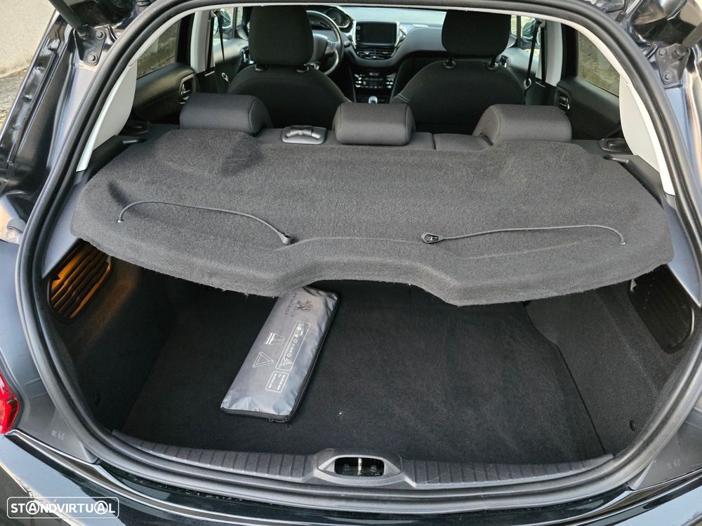 Peugeot 208 1.6 BlueHDi Allure - 26