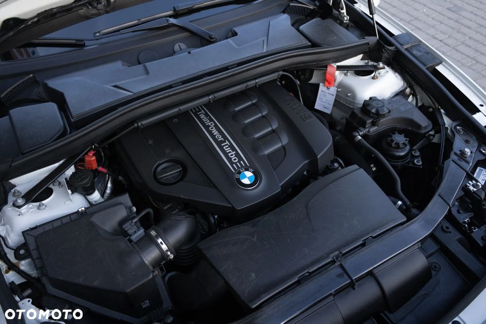 BMW X1 xDrive18d - 38