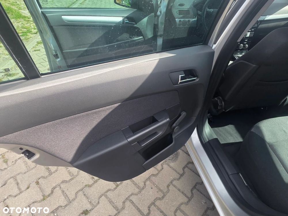 Opel Astra 1.8 - 8