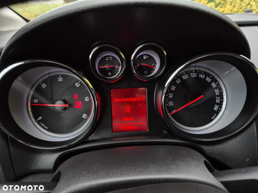 Opel Astra 2.0 CDTI Exklusiv - 13