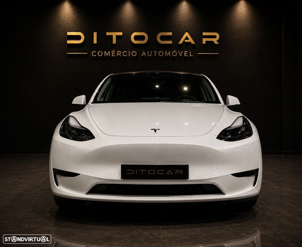Tesla Model Y Long Range Dual Motor AWD - 4