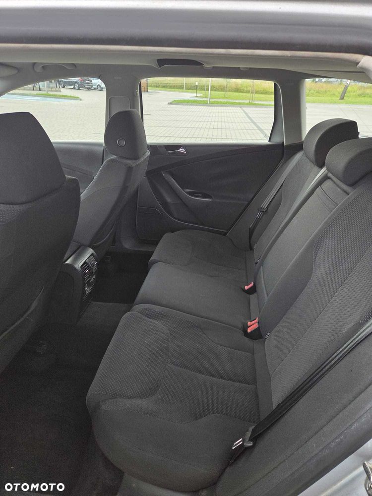 Volkswagen Passat Variant - 6