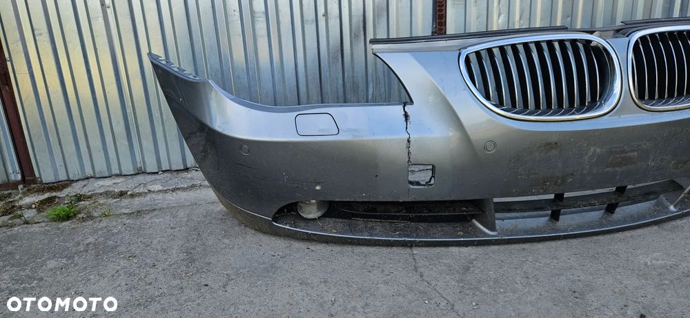 BMW 5 E60 E61 2003-2007 Kompletny zderzak przód Zderzak przedni pod czujniki parkowania PDC XENON spryskiwacze  KOLOR Silbergrau - 12
