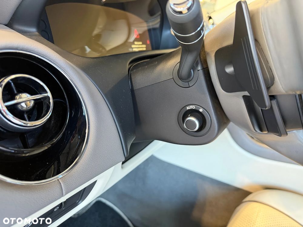 Jaguar XJ 3.0 V6 Kompressor AWD R-Sport - 16