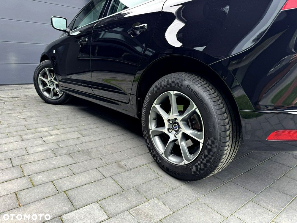 Volvo XC 60 D3 Drive-E Ocean Race - 33