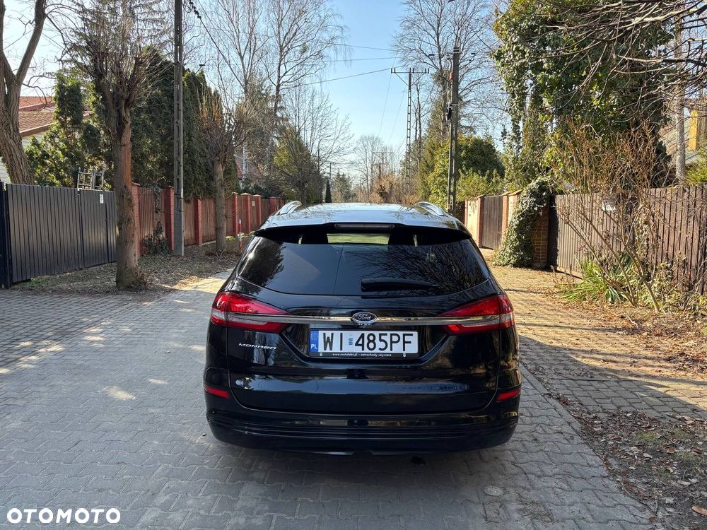 Ford Mondeo 2.0 Hybrid Titanium - 3