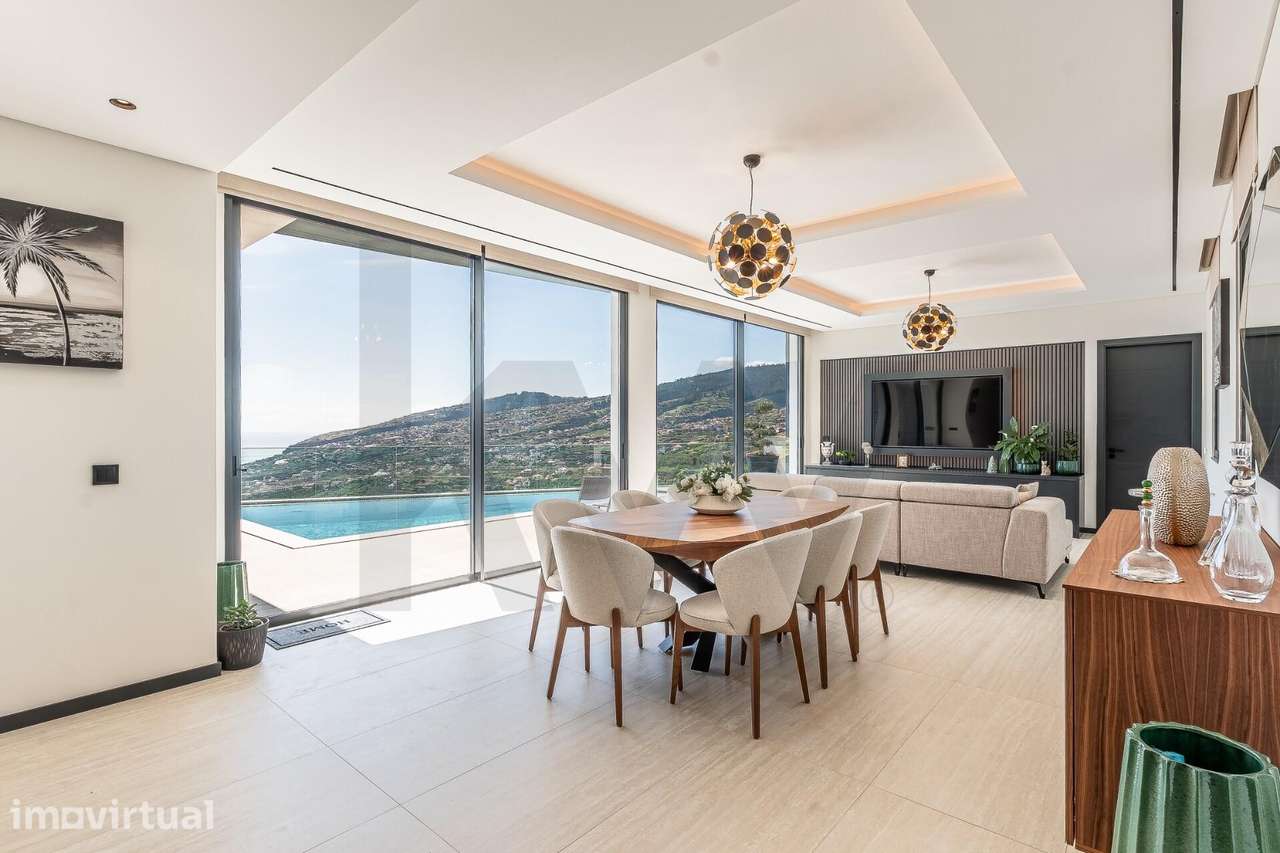 Moradia T3 com Piscina e Vista Mar | Arco da Calheta - Grande imagem: 3/18